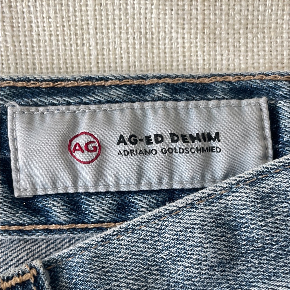 AG Adriano Goldschmied “The Nikki Short” relaxed skinny short 24 - Picture 3 of 11